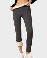 Wärmende High-Waist-Leggings mit Fleecefutter und Taschen