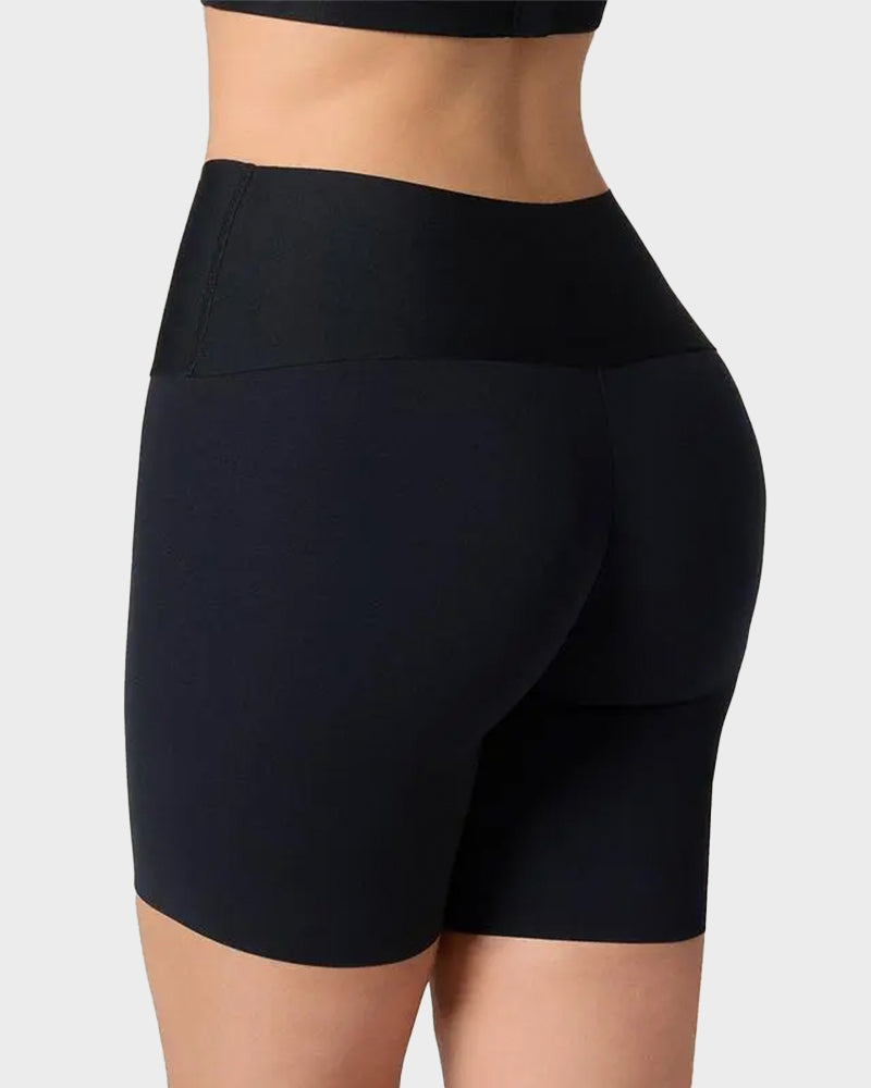 Leichte High-Waist Yoga-Shorts mit Formeffekt