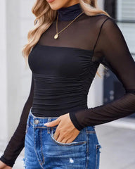 Figurformender Damen-Body mit langen Ärmeln und Rollkragen