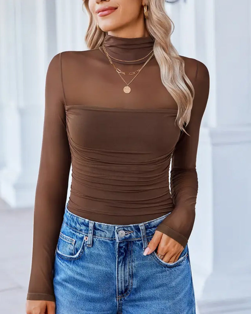 Figurformender Damen-Body mit langen Ärmeln und Rollkragen